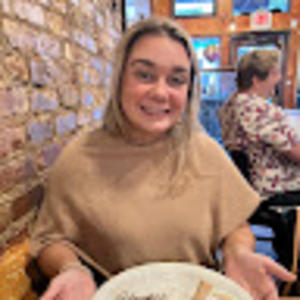 Meet your Posher, Abby